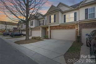 4615 Memphian Ct, Charlotte, NC 28210 - Photo 2