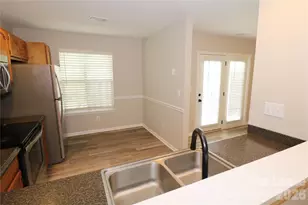 5878 Prescott Ct, Charlotte, NC 28269 - Photo 12