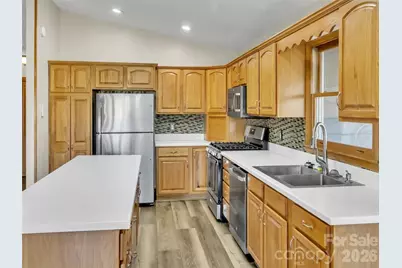 400 Indian Trail, Franklin, NC 28734 - Photo 6