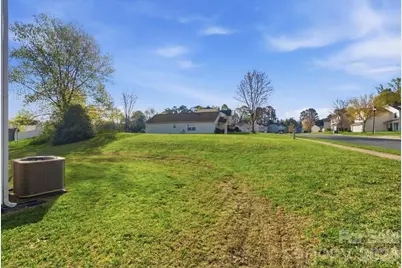 2047 Sonoma Valley Drive, Charlotte, NC 28214 - Photo 26