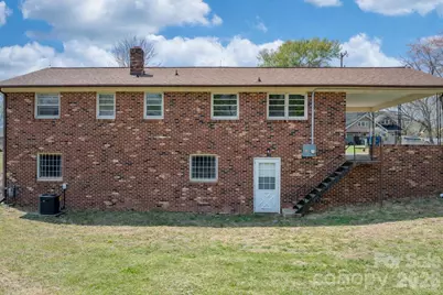 1231 2nd Street SE, Hickory, NC 28602 - Photo 18