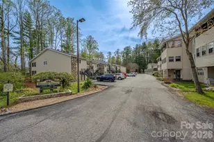 451 Britton Creek Dr, Hendersonville, NC 28791 - Photo 34