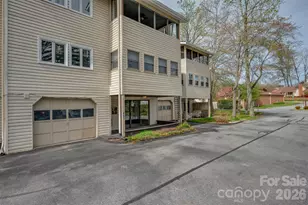 451 Britton Creek Dr, Hendersonville, NC 28791 - Photo 32