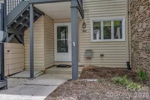 451 Britton Creek Dr, Hendersonville, NC 28791 - Photo 4