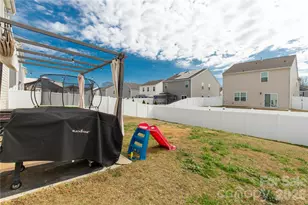 559 King Clover Ln, Clover, SC 29710 - Photo 30