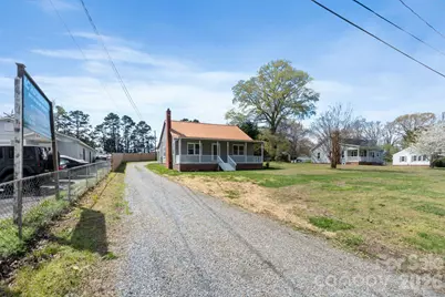 2106 Statesville Highway, Mooresville, NC 28115 - Photo 2