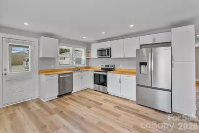 2106 Statesville Highway, Mooresville, NC 28115 - Photo 10