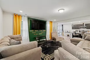 4828 Acorn Forest Ln, Charlotte, NC 28269 - Photo 10