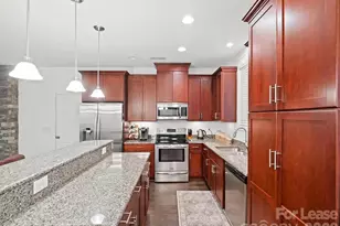 20019 Lamp Lighters Way, Cornelius, NC 28031 - Photo 4