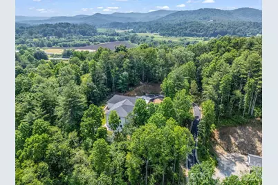 5717 Turnpike Road, Etowah, NC 28742 - Photo 4