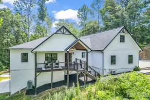 5717 Turnpike Rd, Horse Shoe, NC 28742 - Photo 1