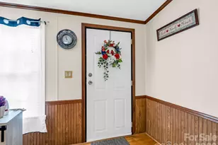 208 Oak Dr, Shelby, NC 28150 - Photo 10