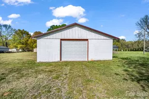 208 Oak Dr, Shelby, NC 28150 - Photo 30