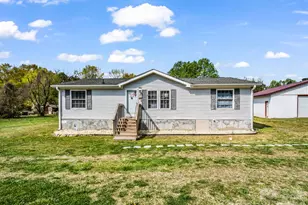 208 Oak Dr, Shelby, NC 28150 - Photo 4