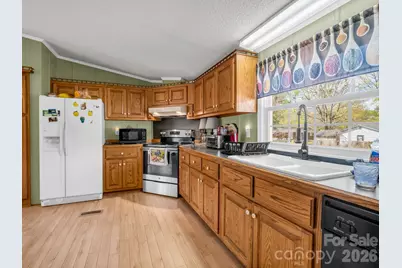 208 Oak Drive, Shelby, NC 28150 - Photo 16