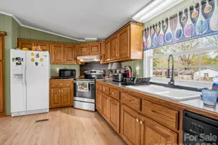 208 Oak Dr, Shelby, NC 28150 - Photo 16