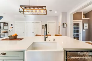 156 Bradley St, Asheville, NC 28806 - Photo 10