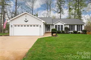 504 Windsor Forest Ct, Fletcher, NC 28732 - Photo 2
