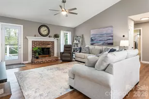 504 Windsor Forest Ct, Fletcher, NC 28732 - Photo 6