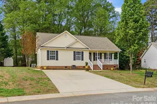 725 Painted Lady Ct, Rock Hill, SC 29732 - Photo 2