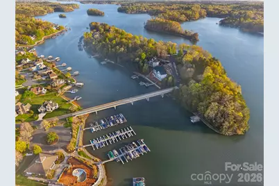 107 Island Ridge Drive, Statesville, NC 28677 - Photo 8