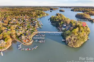 107 Island Ridge Dr, Statesville, NC 28677 - Photo 1