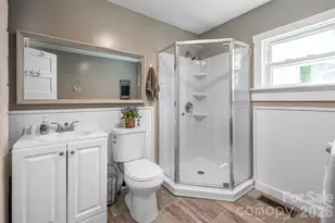 345 Lower Grassy Branch Rd, Asheville, NC 28805 - Photo 24