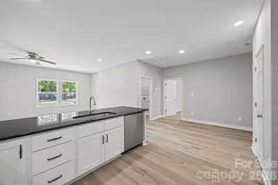 343 Oak Street, York, SC 29745 - Photo 10
