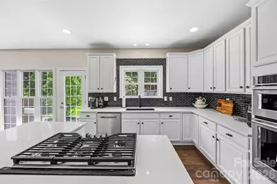12106 Kane Alexander Drive, Huntersville, NC 28078 - Photo 8