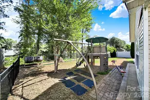 325 Mt Side Way, Fort Mill, SC 29715 - Photo 40