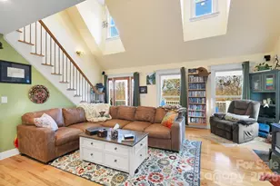 410 Forest Lake Rd, Brevard, NC 28712 - Photo 8