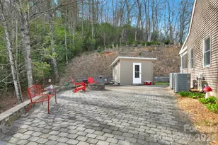 410 Forest Lake Rd, Brevard, NC 28712 - Photo 34