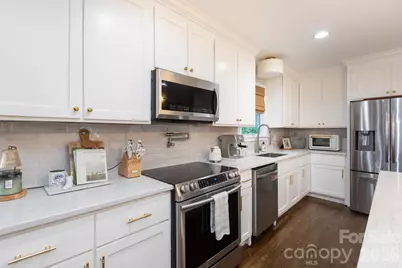 1305 Morningside Drive, Charlotte, NC 28205 - Photo 14