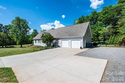 3085 James Street, Catawba, NC 28609 - Photo 38