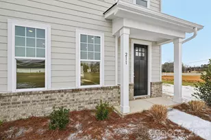 201 Vanguard Ln, Gastonia, NC 28056 - Photo 10