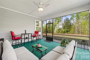 264 Flat Rock Dr, Denver, NC 28037 - Photo 4