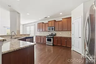 159 E Warfield Dr, Mooresville, NC 28115 - Photo 6