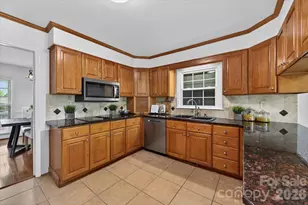 5918 Foxcrest Dr, Mint Hill, NC 28227 - Photo 14