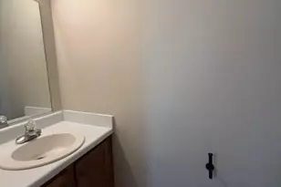 1545 14th Ave NE, Hickory, NC 28601 - Photo 6