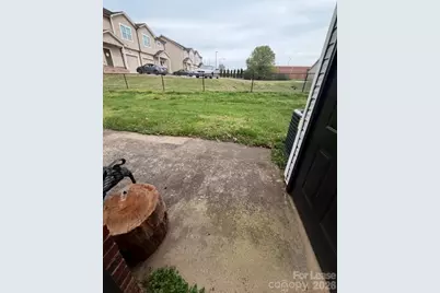 1545 14th Avenue NE, Hickory, NC 28601 - Photo 8