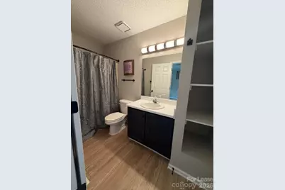 1545 14th Avenue NE, Hickory, NC 28601 - Photo 4