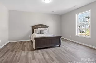 105 S York St, Lancaster, SC 29720 - Photo 24