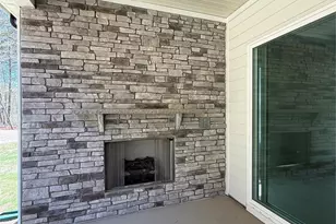 4237 Pinekirk Dr, Charlotte, NC 28269 - Photo 12