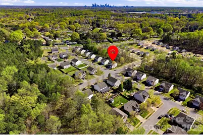 327 Ferrell Avenue, Charlotte, NC 28216 - Photo 4