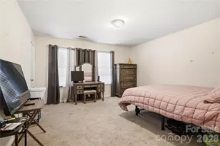 327 Ferrell Ave, Charlotte, NC 28216 - Photo 24