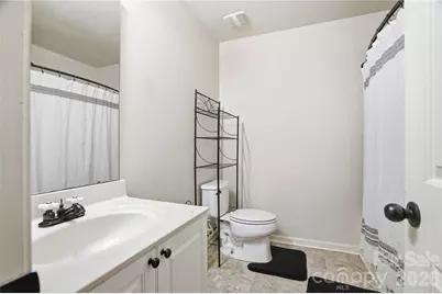 327 Ferrell Avenue, Charlotte, NC 28216 - Photo 22