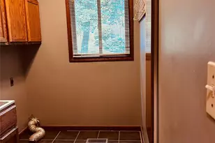 395 Wood Hollow Rd, Taylorsville, NC 28681 - Photo 18