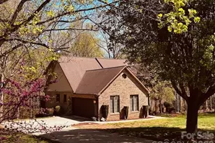 395 Wood Hollow Rd, Taylorsville, NC 28681 - Photo 2