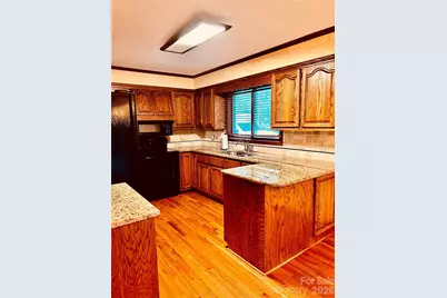 395 Wood Hollow Road, Taylorsville, NC 28681 - Photo 14