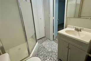 418 W Charlotte Ave, Mount Holly, NC 28120 - Photo 10